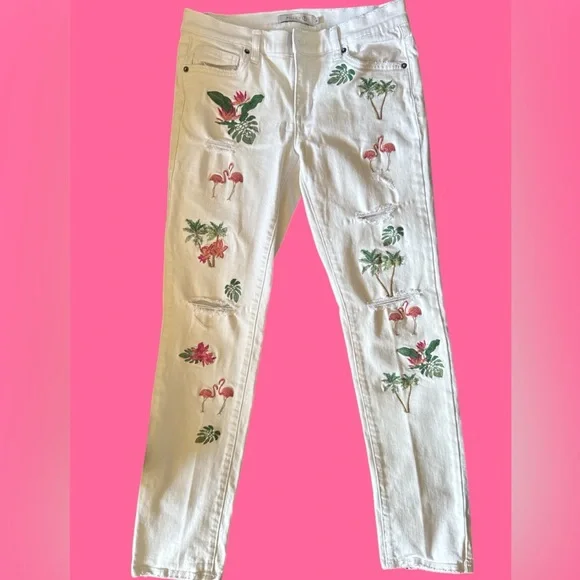 Whimsical Pink and White Skinny Jeans with Floral Embroidery - Picture 1 of 7